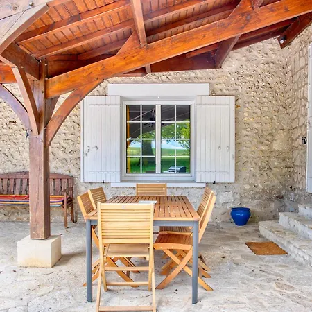 Plantivel, La Maison Feriehus *